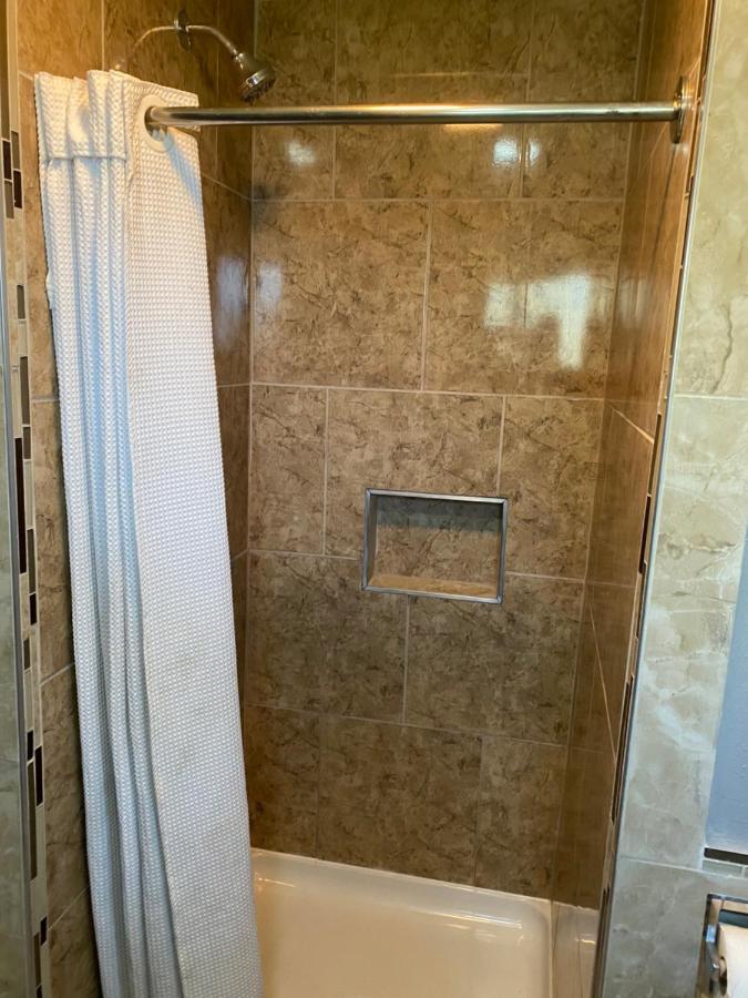 Valley Motel Atwater Екстер'єр фото